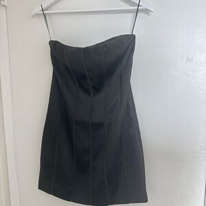 Elegant Black Strapless Dress
